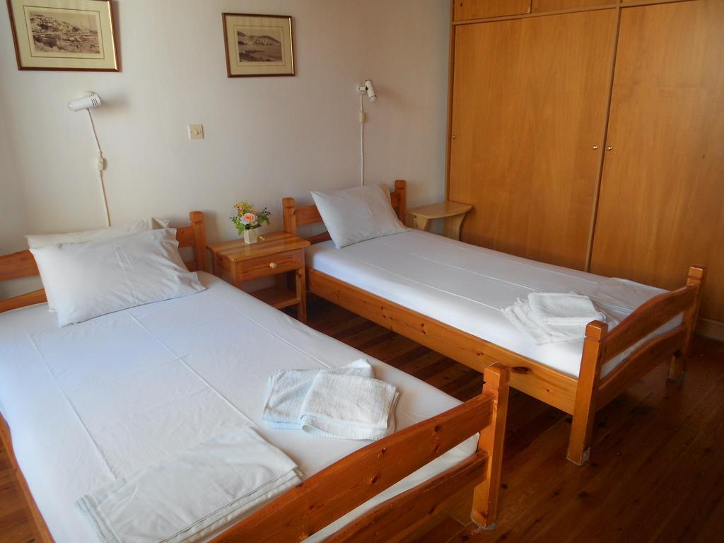 Aggela Guesthouse Σκόπελος Δωμάτιο φωτογραφία