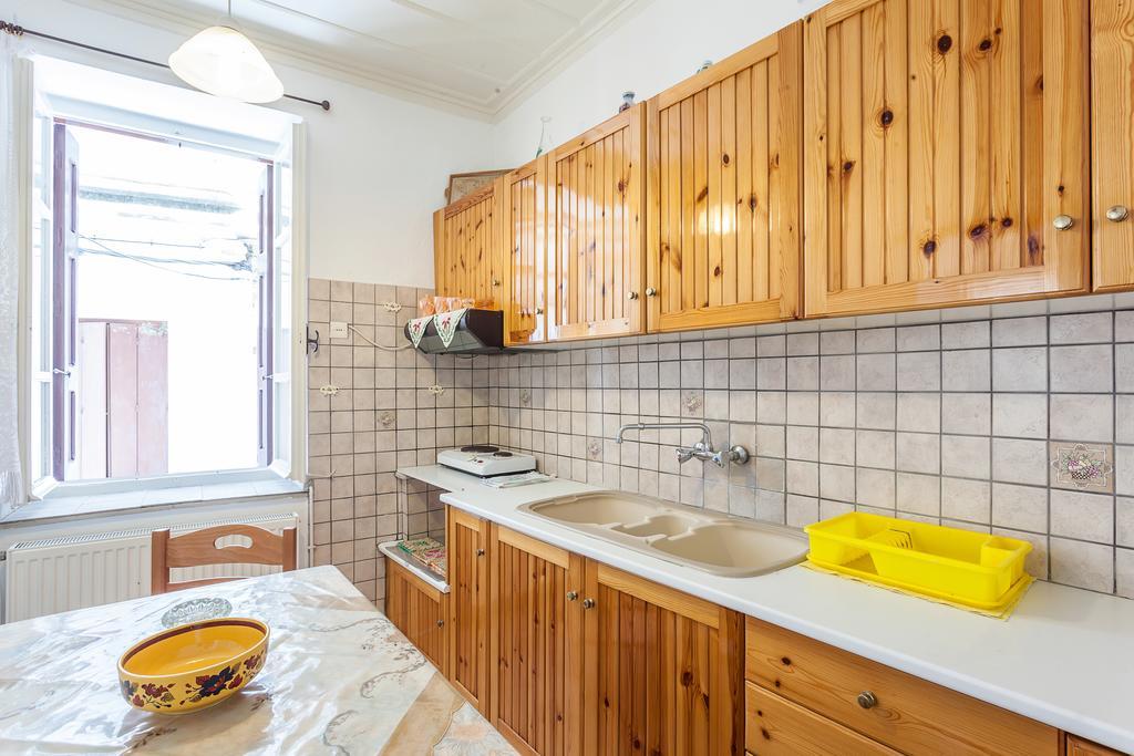 Aggela Guesthouse Σκόπελος Δωμάτιο φωτογραφία